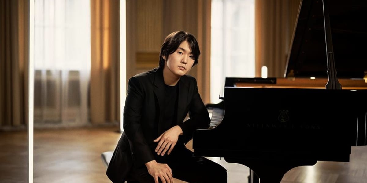 Concert artwork for Tchaikovsky Piano Concerto No. 1 with Seong-Jin Cho