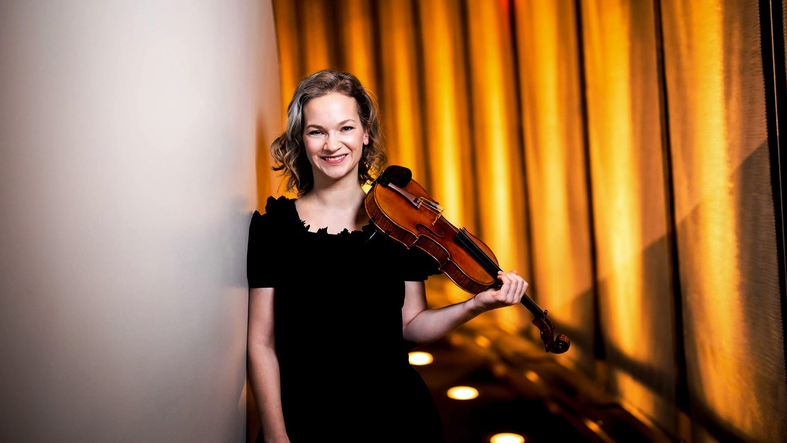 Artwork for Hilary Hahn plays Mozart